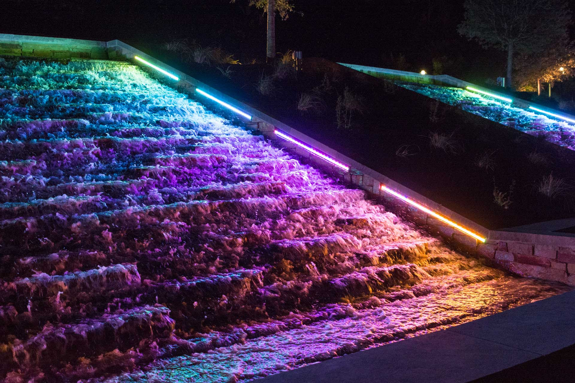 Water effects and light options for a water feature Crystal